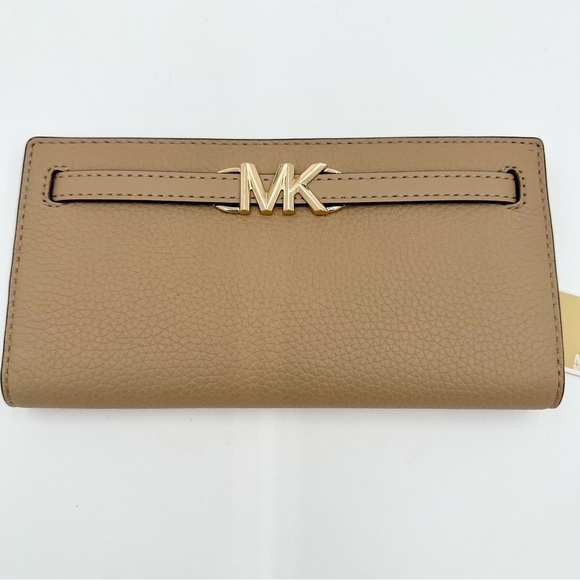 Michael Kors Leather Wallet - Picture 1 of 4